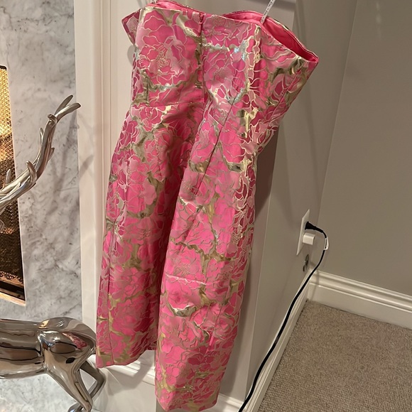 Lilly Pulitzer Strapless Dress, Size 2 - Picture 4 of 4